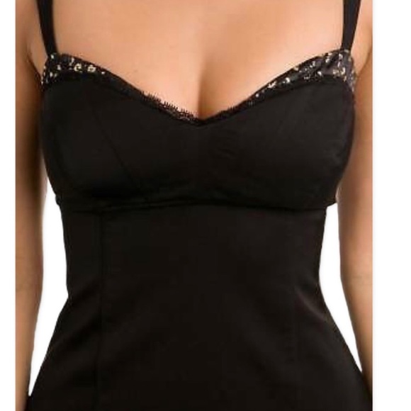 Guess Bodycon Dress with Ruffles
C$48 C$160 Size: US S Guess - Picture 3 of 9